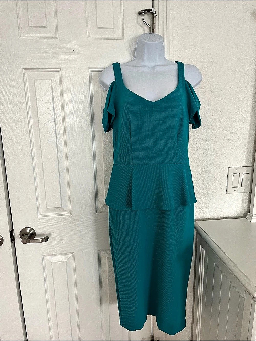 Nicole by Nicole Miller Peplum Midi Dress in Blue Size Medium Like New